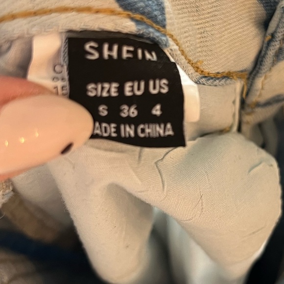 Patterned Jeans - Picture 3 of 3